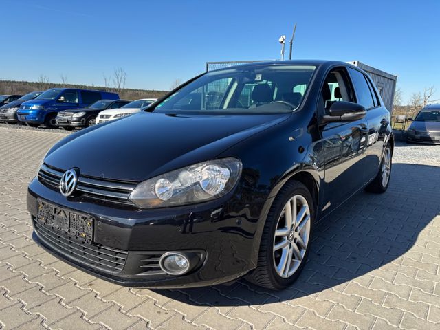 Volkswagen Golf 1.2 TSI Style *Navi*