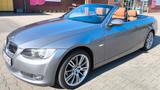 BMW 325i Cabrio 3,0l M Paket Klima Navi Leder 