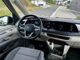 Volkswagen T7 Multivan 2,0 TDI Dispo*AHK*Kamera*Thule - VW T7 Multivan von privat
