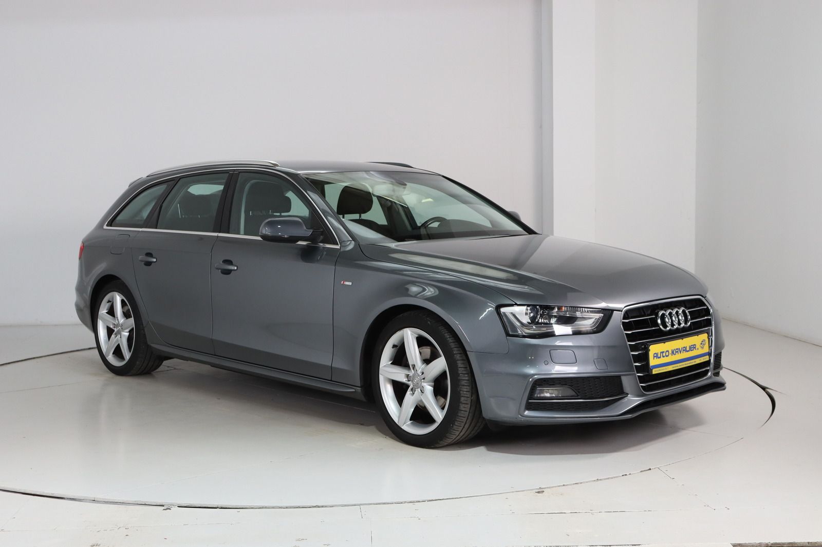 Fahrzeugabbildung Audi A4 Avant 2.0 TDI S-line * Bi- Xenon * Navi * Amb