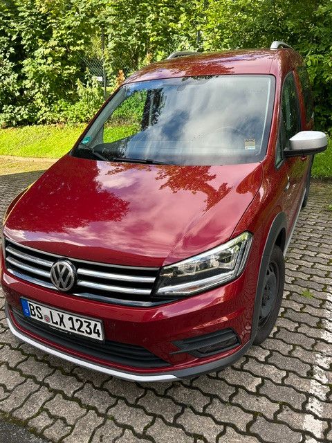 VW Caddy 2,0TDI 110kW BMT DSG Alltrack 4MOT 5-S...