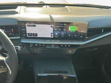 Fotografie 12 des Opel Grandland (X) Grandland 1.2 MHEV Headup Allwetter NAVI 360°