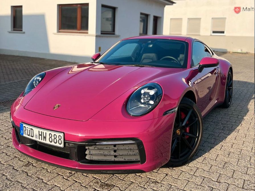 Image of Porsche 992