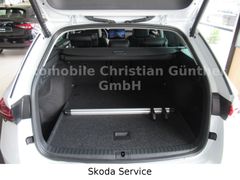 SKODA Octavia Combi 2.0 TDI110 kW DSG LEDER MATRIX AHK SKODA Octavia Combi 2.0 TDI110 kW DSG LEDER MATRIX AHK