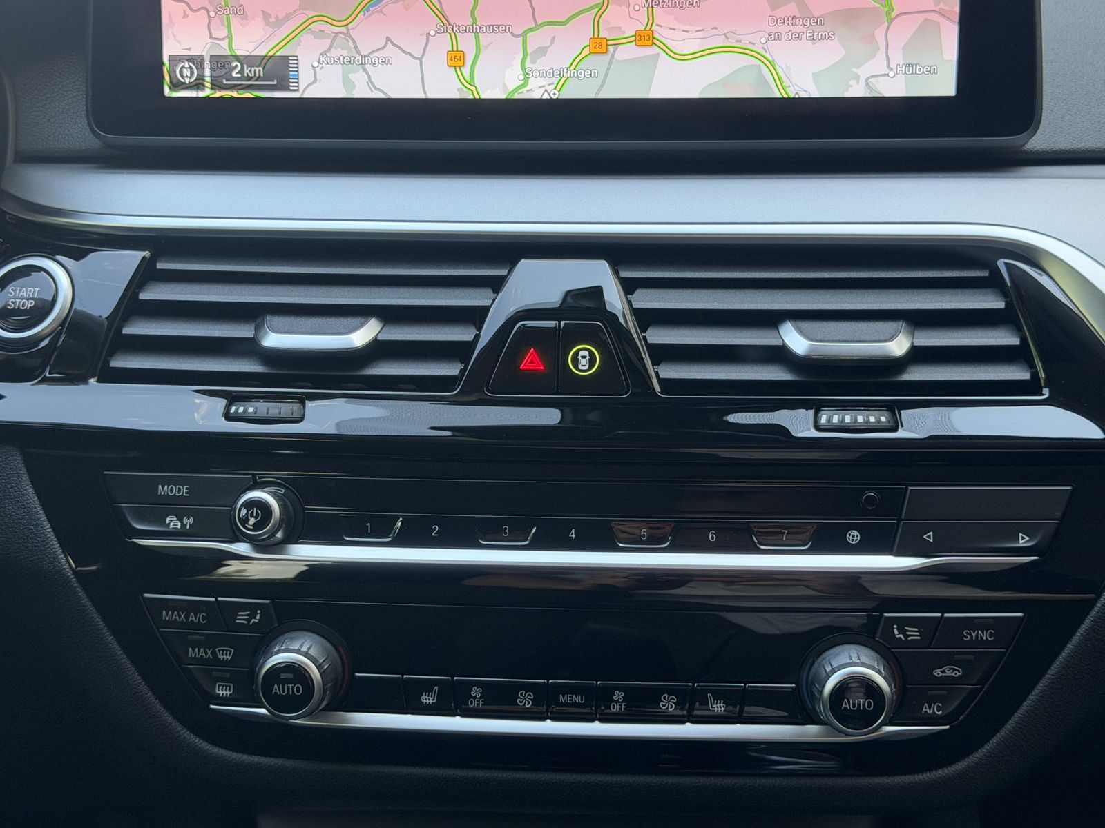 BMW 530 e xDrive Individual LED Live-Cockpit Kamera foto 21