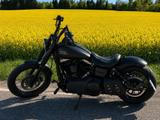 Harley-Davidson Dyna Street Bob  - Motorräder in Solingen