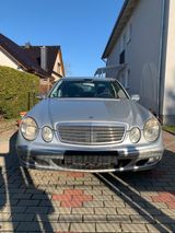 Mercedes-Benz 220 - Mercedes-Benz 220 aus 2005