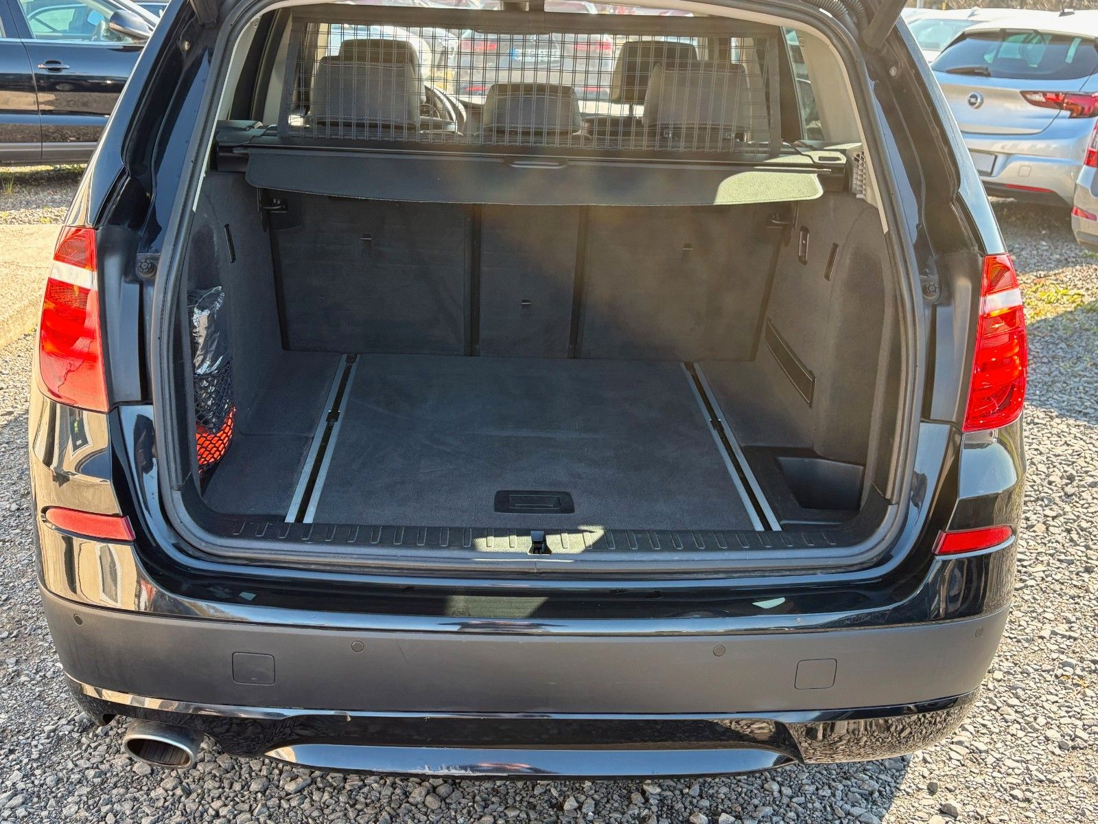 Fahrzeugabbildung BMW X3 xDrive20d Aut. Navi Xenon SPORTSITZE Leder PD