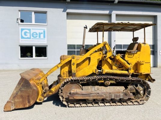 CAT 933F