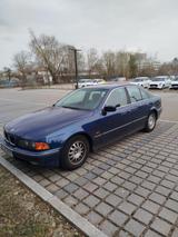 BMW 523i A - - BMW 523 aus 1999