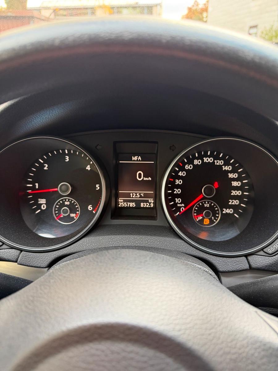 Volkswagen Golf 2011 — photo 12