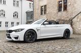 BMW M4 Kabrio HUD LED KAM TOTW H&K DKG PDC CARBON - gebrauchte BMW M4 aus dem Jahr 2016