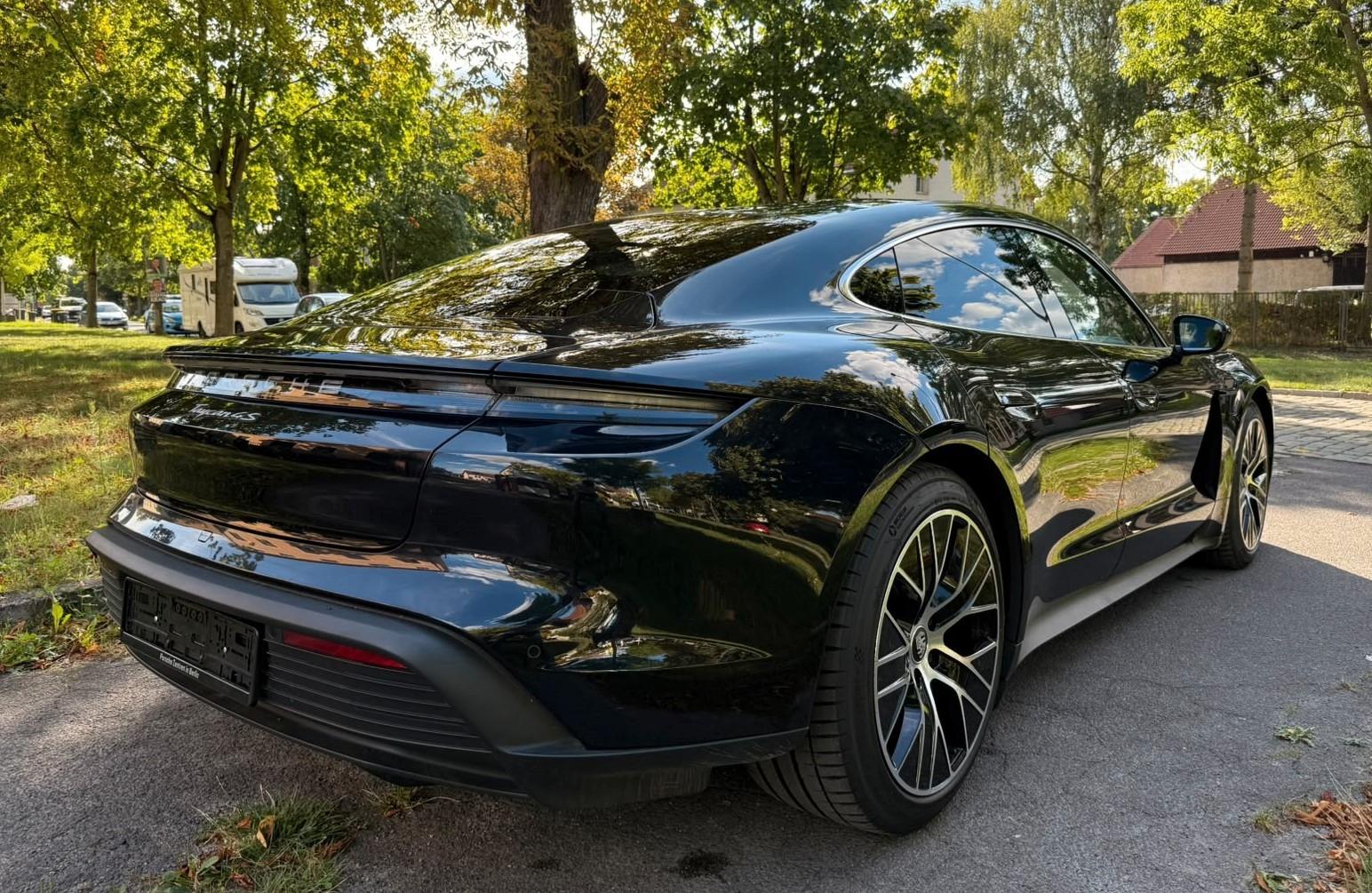 Porsche Taycan 4 S 360° Tageszulassung Neue TUV!