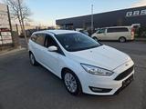 Ford Focus Business/1 Jahr Garantie/ TÜV NEU /NAVI... - Ford Focus Business mit Diesel-Antrieb