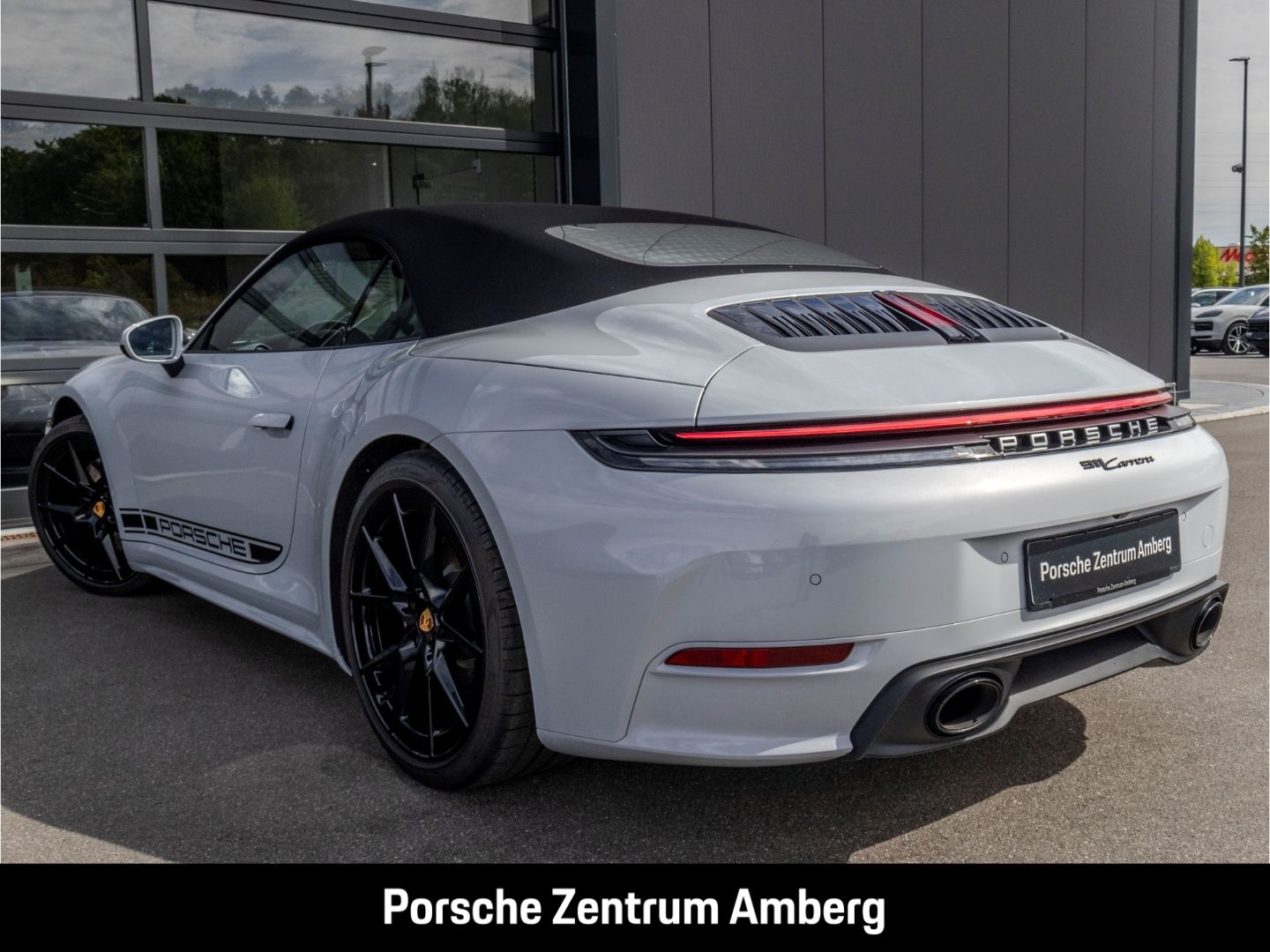 Porsche 992 Carrera Cabriolet BOSE LED-Matrix Sportabgas foto 3