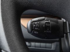 TOYOTA Proace 2,0-l-D-4D L1 (8-Si.) Autm. Verso Team De TOYOTA Proace 2,0-l-D-4D L1 (8-Si.) Autm. Verso Team De