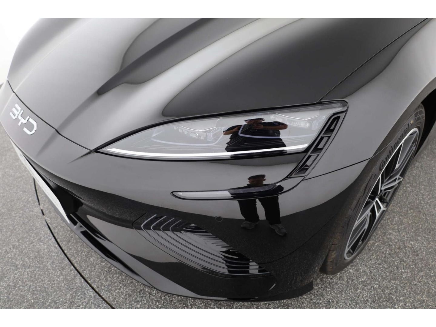 BYD SEAL