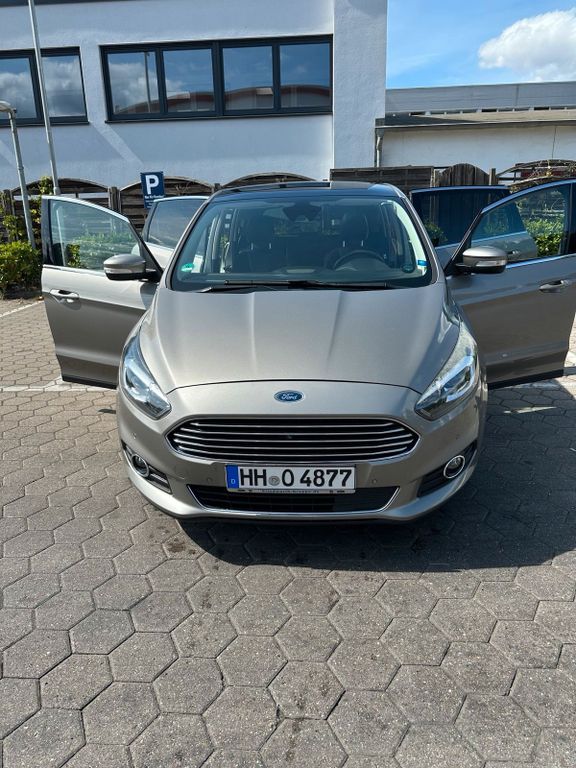 Image of Ford S-Max