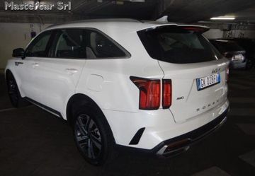 KIA Sorento - 4