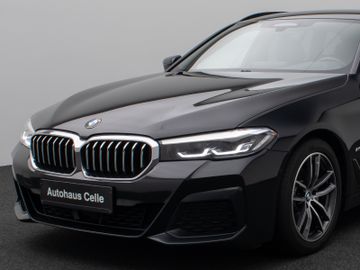 Fahrzeugabbildung BMW 520d xD M Sport Kamera DAB HiFi 4xKlima ACC Komf