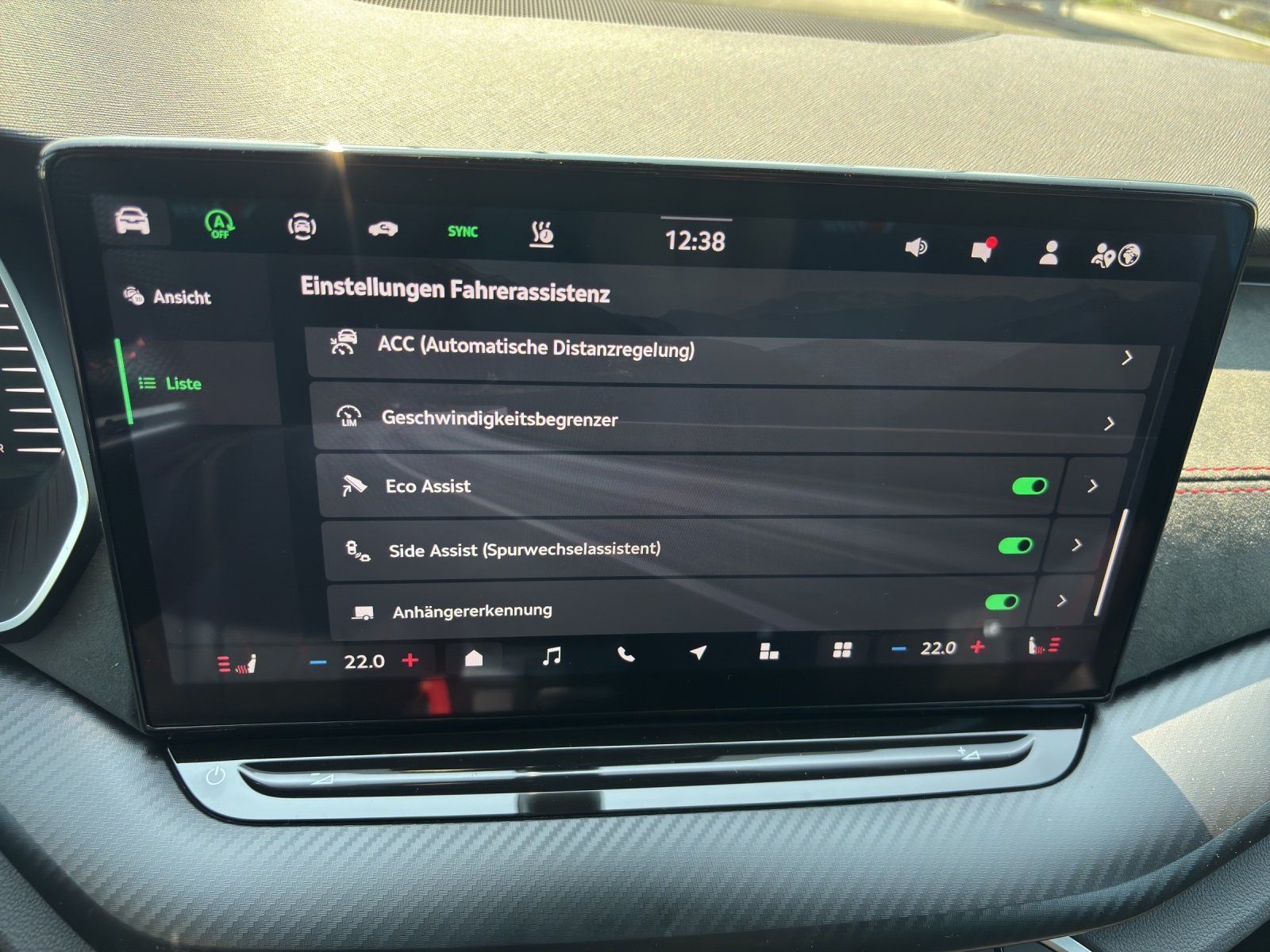 Fahrzeugabbildung SKODA Octavia Combi RS 2,0 TSI 195 kW DSG