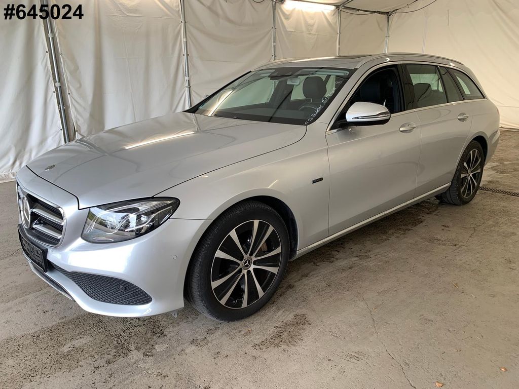 Image of Mercedes-Benz E 300