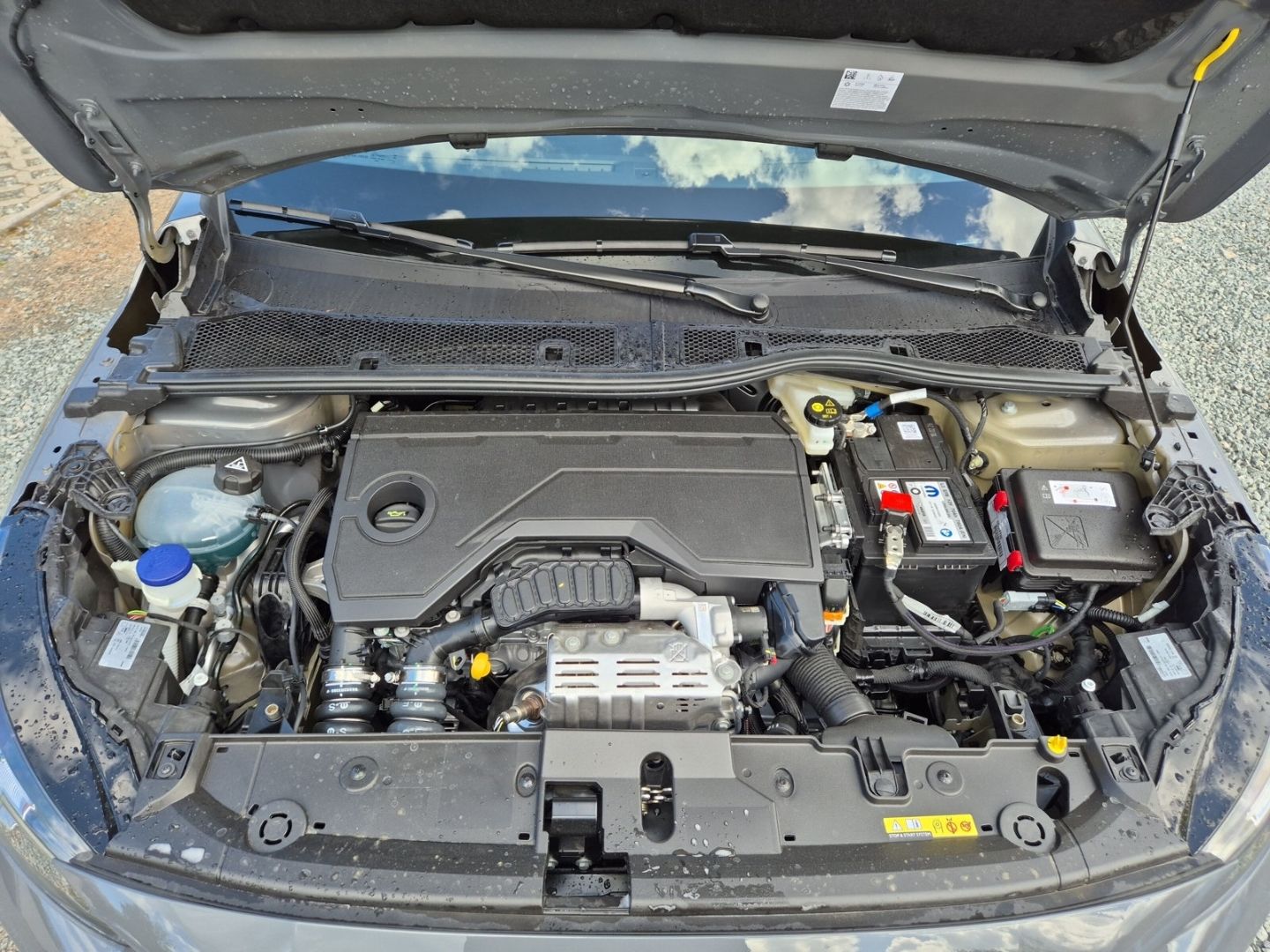 Peugeot 208 - Bild 14