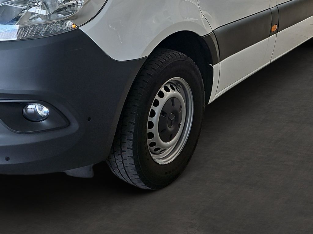 Fahrzeugabbildung Mercedes-Benz Sprinter 317 Kombi L2H2 Mobility Rollstuhl Lift