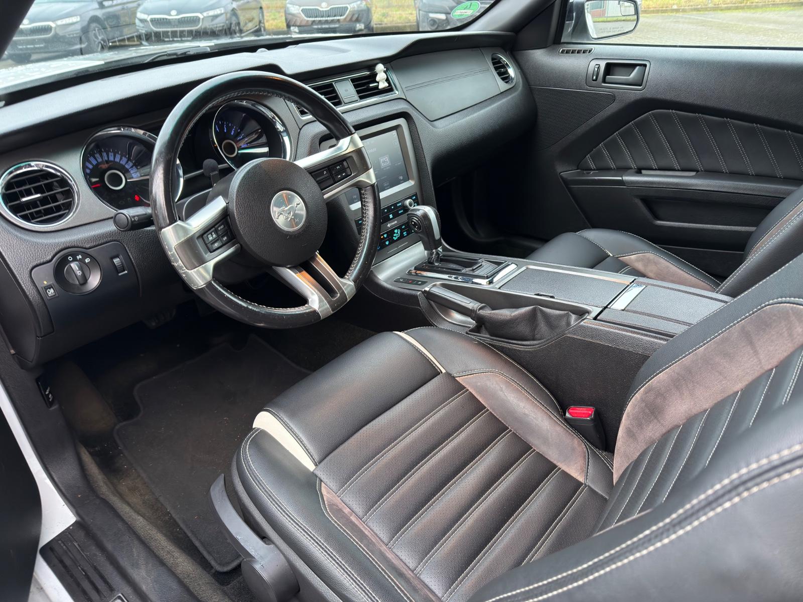 Ford Mustang Cabrio 3.7 V6 *Leder*Xenon*DAB+