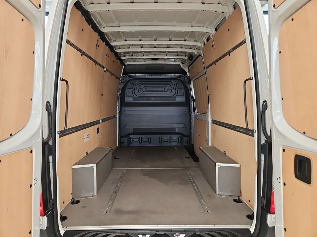 Fahrzeugabbildung Mercedes-Benz Sprinter 317 Kasten PRO L2H2 Schwingsitz Nav RFK