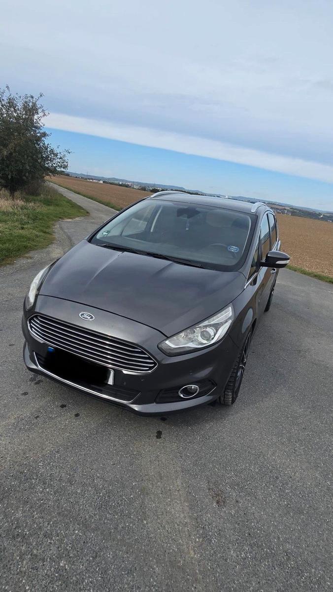 Ford S-Max