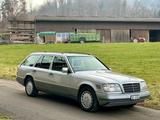 Mercedes-Benz Seltene Gelegenheit: Mercedes E 300 TD Kom... - Mercedes-Benz E 300: 300td