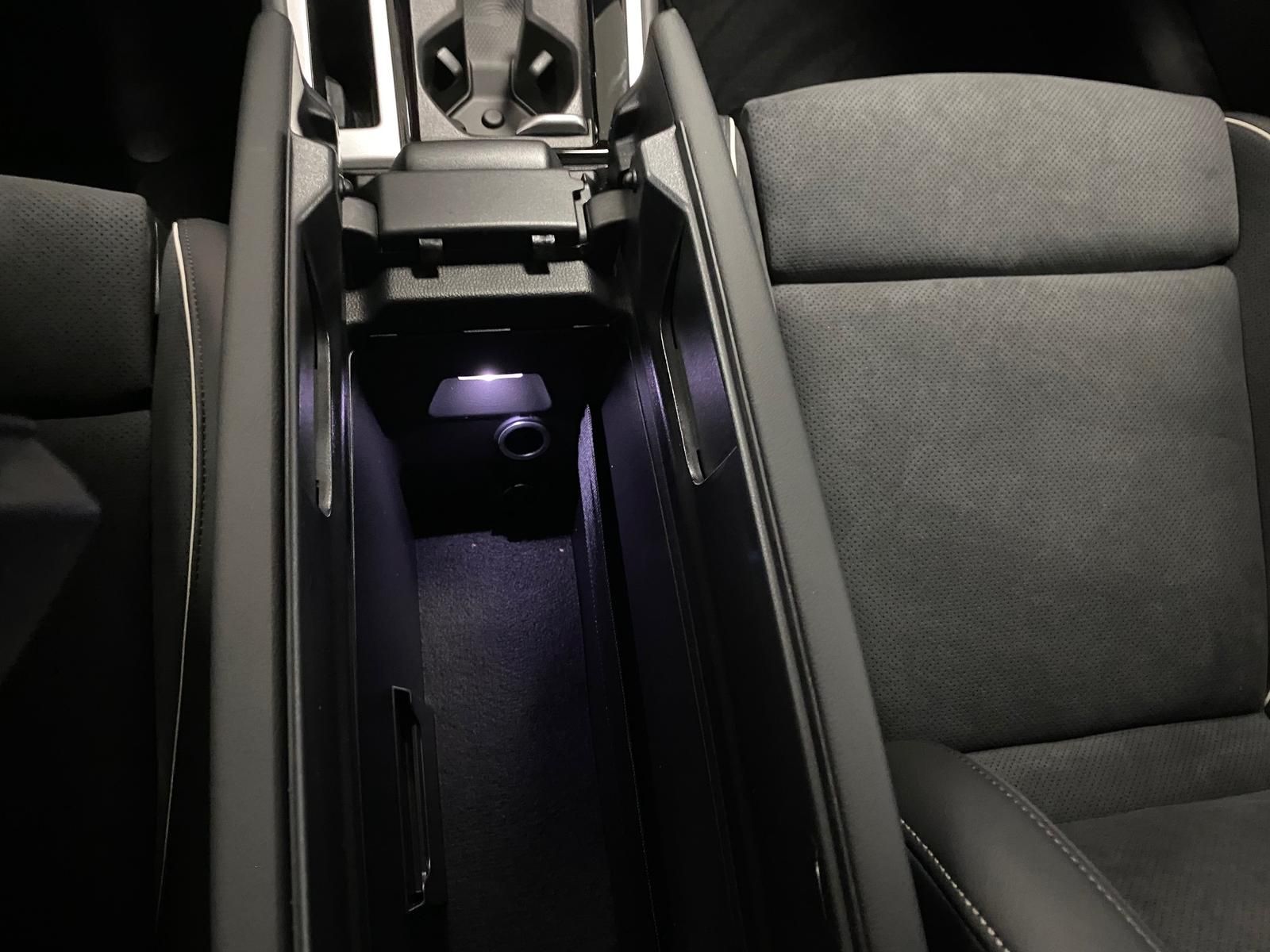 Fahrzeugabbildung Volkswagen PASSAT 2.0 TDI 110 kW Elegance+MATRIX+AHK+360RFK