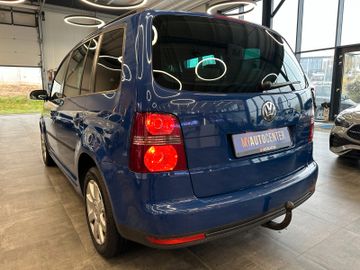 Volkswagen Touran  *7Sitzer*Navi*DSG*Sitzh*BiXenon*