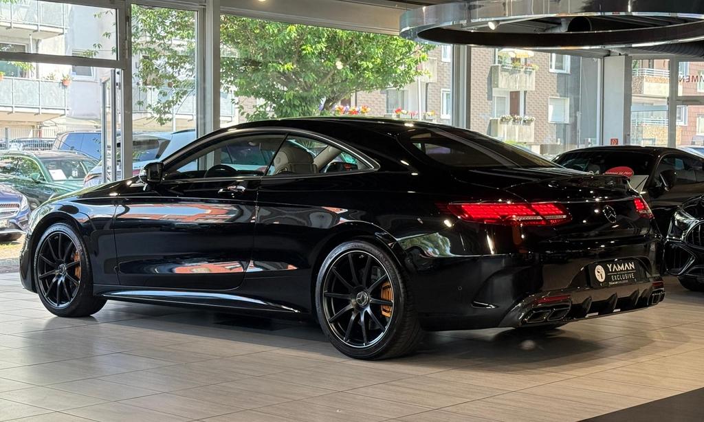 Mercedes-Benz S 63 AMG