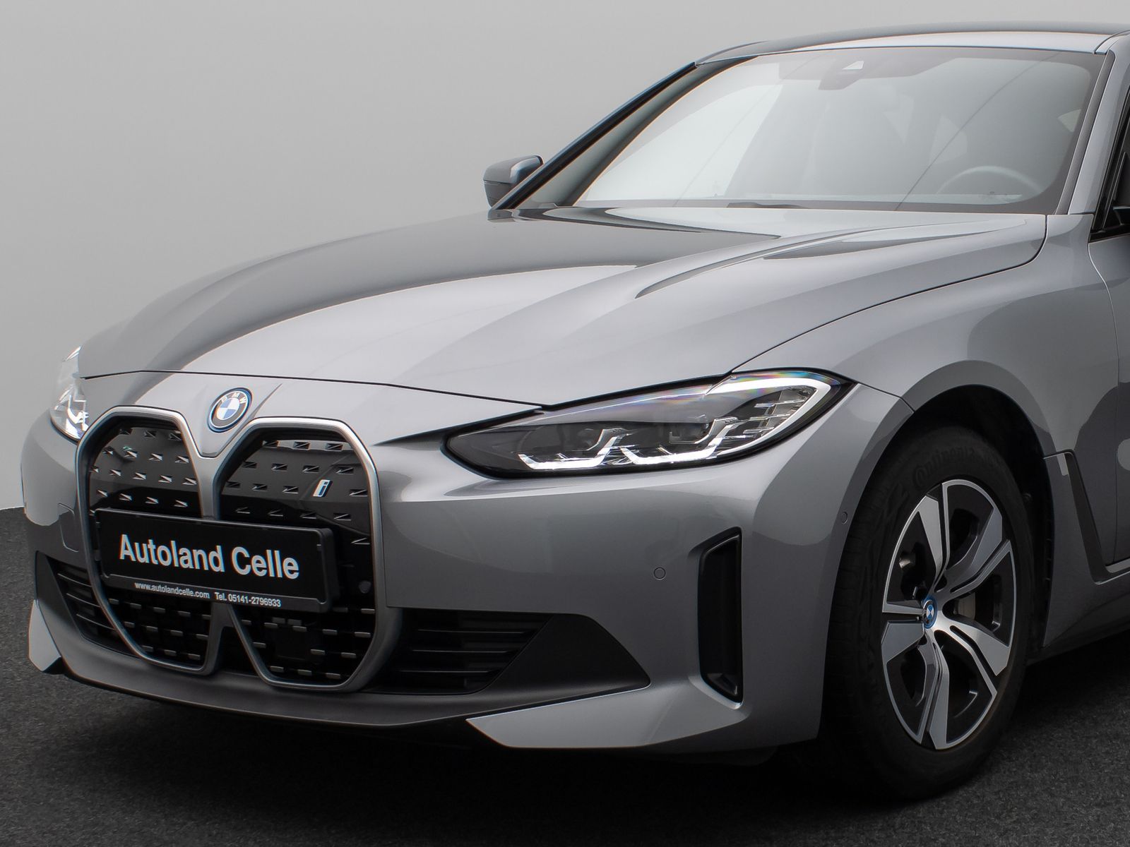 Fahrzeugabbildung BMW i4 eD40 Gran Coupé Kamera DAB H/K PDC Sport