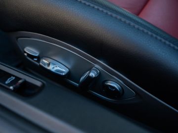 Porsche Boxster - 12