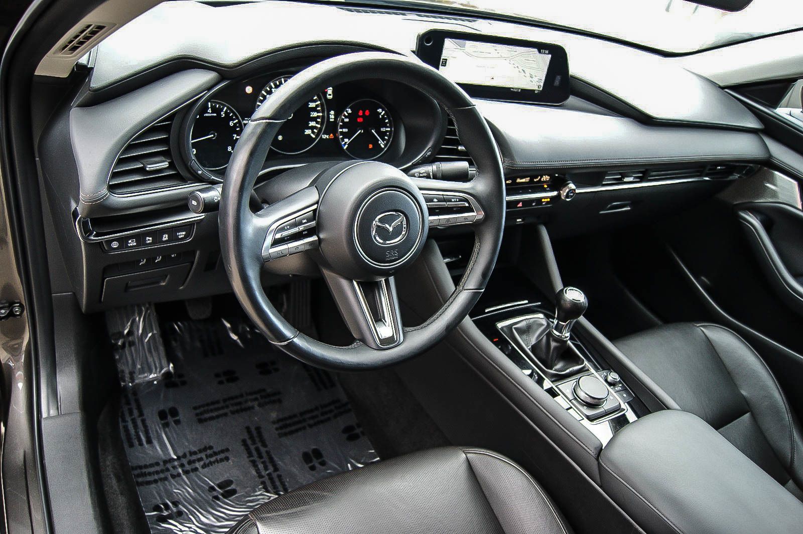 Fahrzeugabbildung Mazda 3 Limousine 2.0 HEADUP LEDER BOSE MATRIX 1.HAND