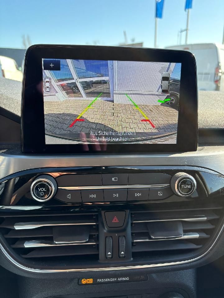 Fahrzeugabbildung Ford Kuga Titanium