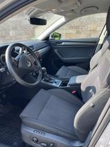 Skoda Superb Combi Style KLIMA/KEYLESS/NAVI - Skoda Superb in Frankfurt (Main)