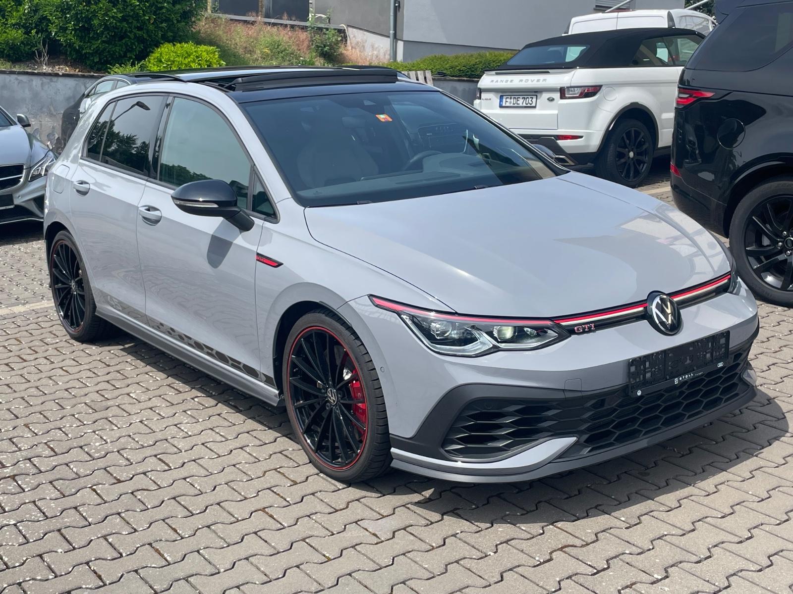 Volkswagen Golf 2.0 GTI Clubsport 45 Akrapovic-HUD-Leder