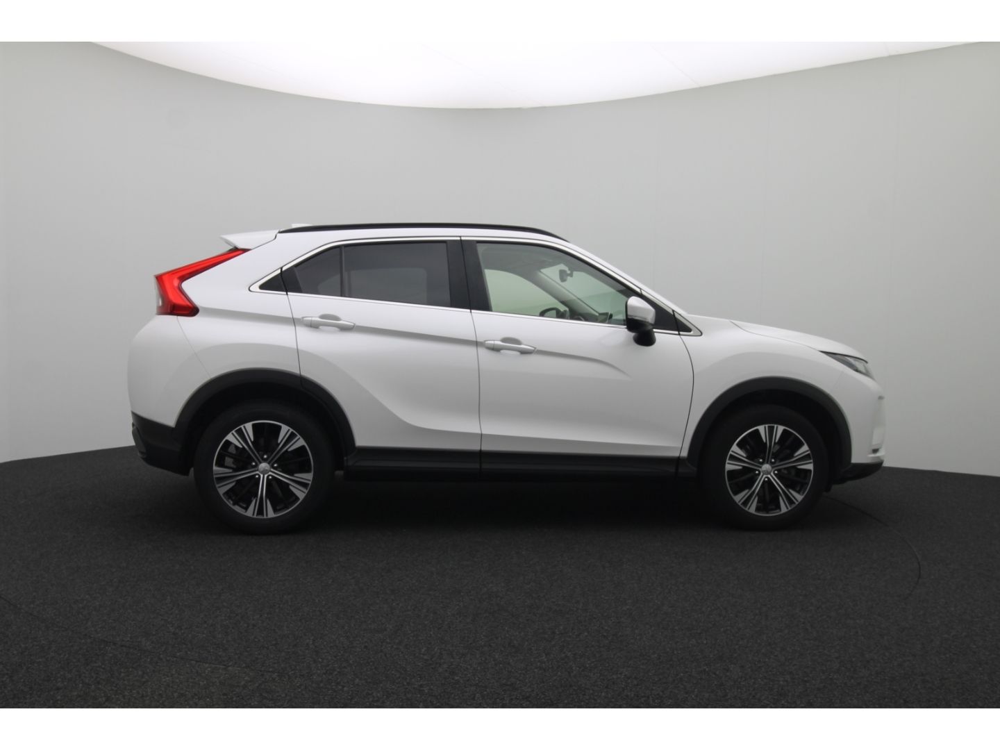 Fahrzeugabbildung Mitsubishi Eclipse Cross 1,5 l Turbo Benziner Diamant Editi