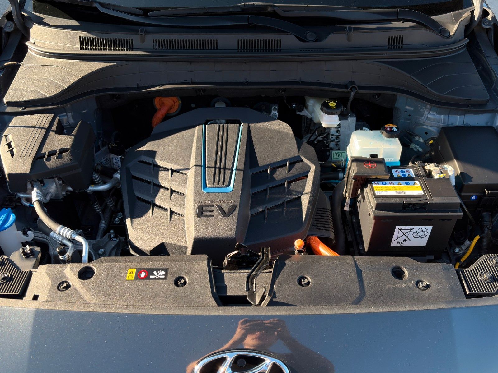 Fahrzeugabbildung Hyundai KONA E Trend SHZ LHZ LKA LFA ACC KRELL CarPlay