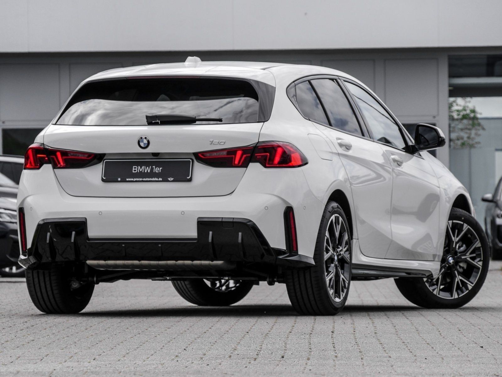 BMW 120 - Bild 2