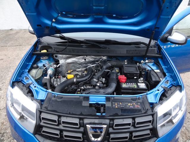 Fahrzeugabbildung Dacia Sandero II Stepway Prestige/1.Hd/Navi/PDC/87TKM/