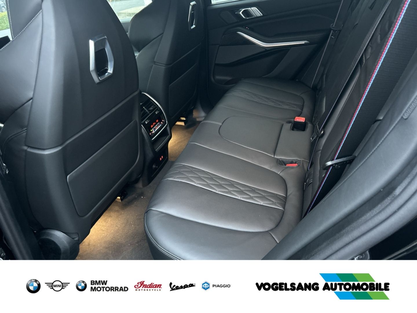 Fahrzeugabbildung BMW X5 xDrive 40d M Sport Pro 22'' Park-Assistent AH