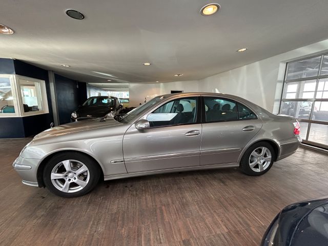 Fahrzeugabbildung Mercedes-Benz E 200 Kompressor Avantgarde