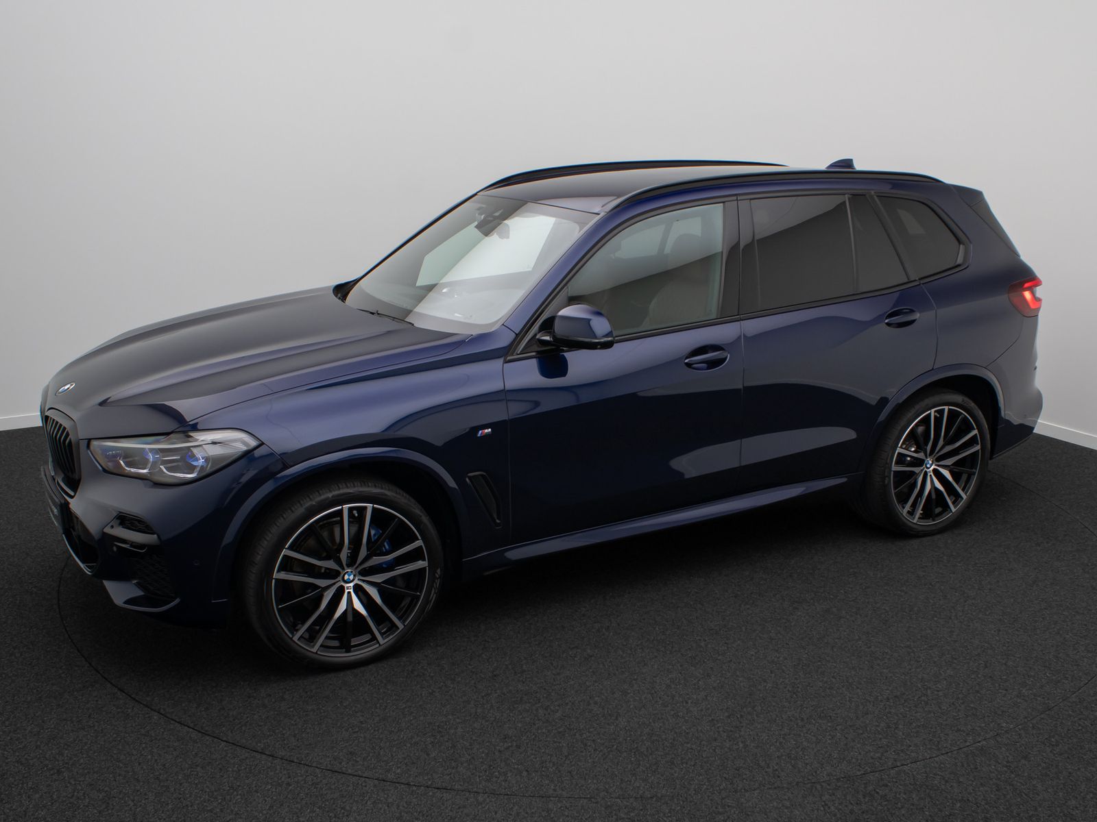 Fahrzeugabbildung BMW X5 xD40i  M Sport 360&deg;Laser HUD DAB H/K 22Zoll