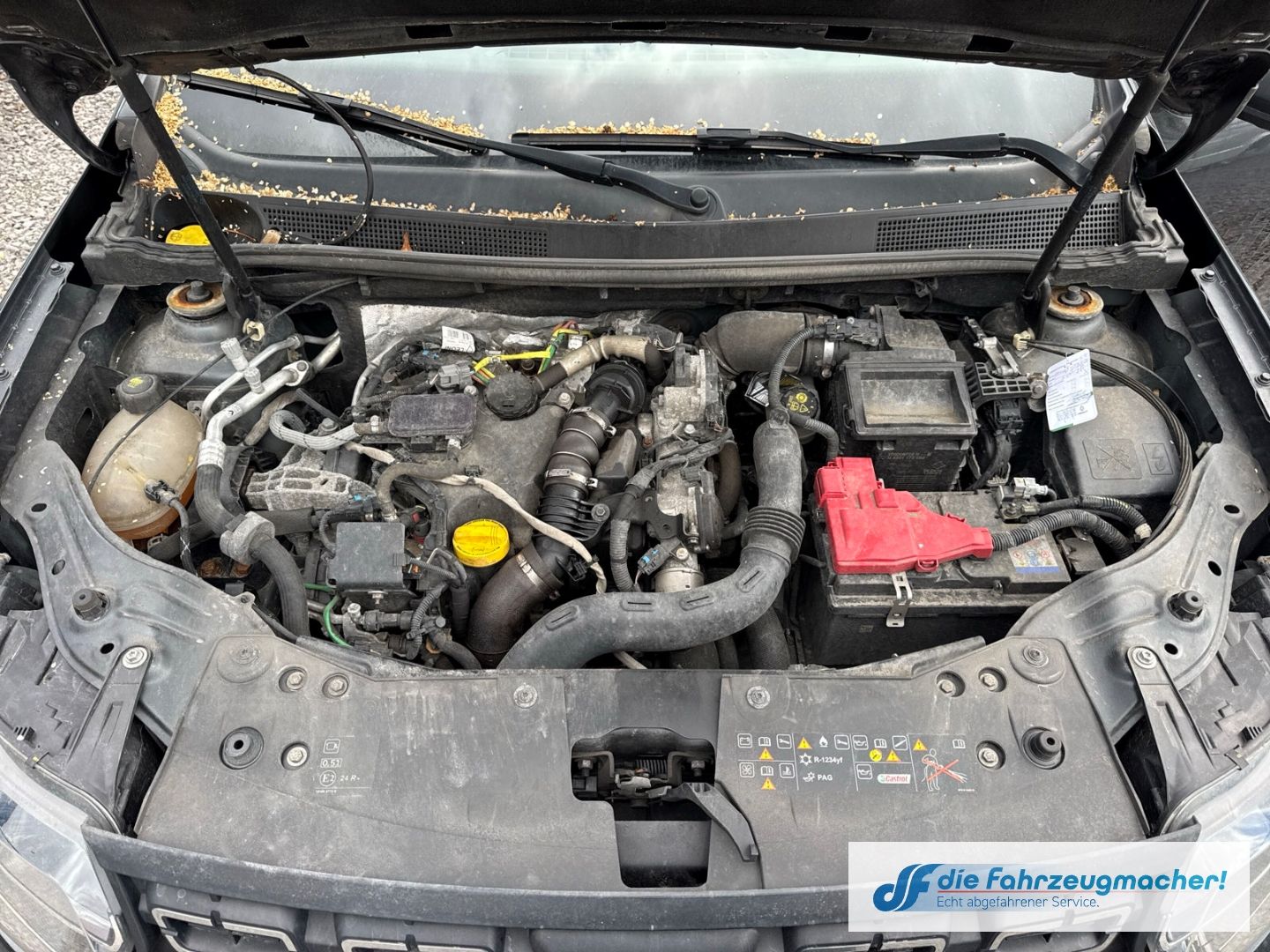 Fahrzeugabbildung Dacia Duster II Comfort 4WD 1.5 BLUE dCi *GETRIEBESCHA