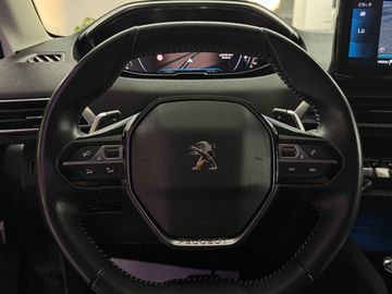 Peugeot 3008 - 11